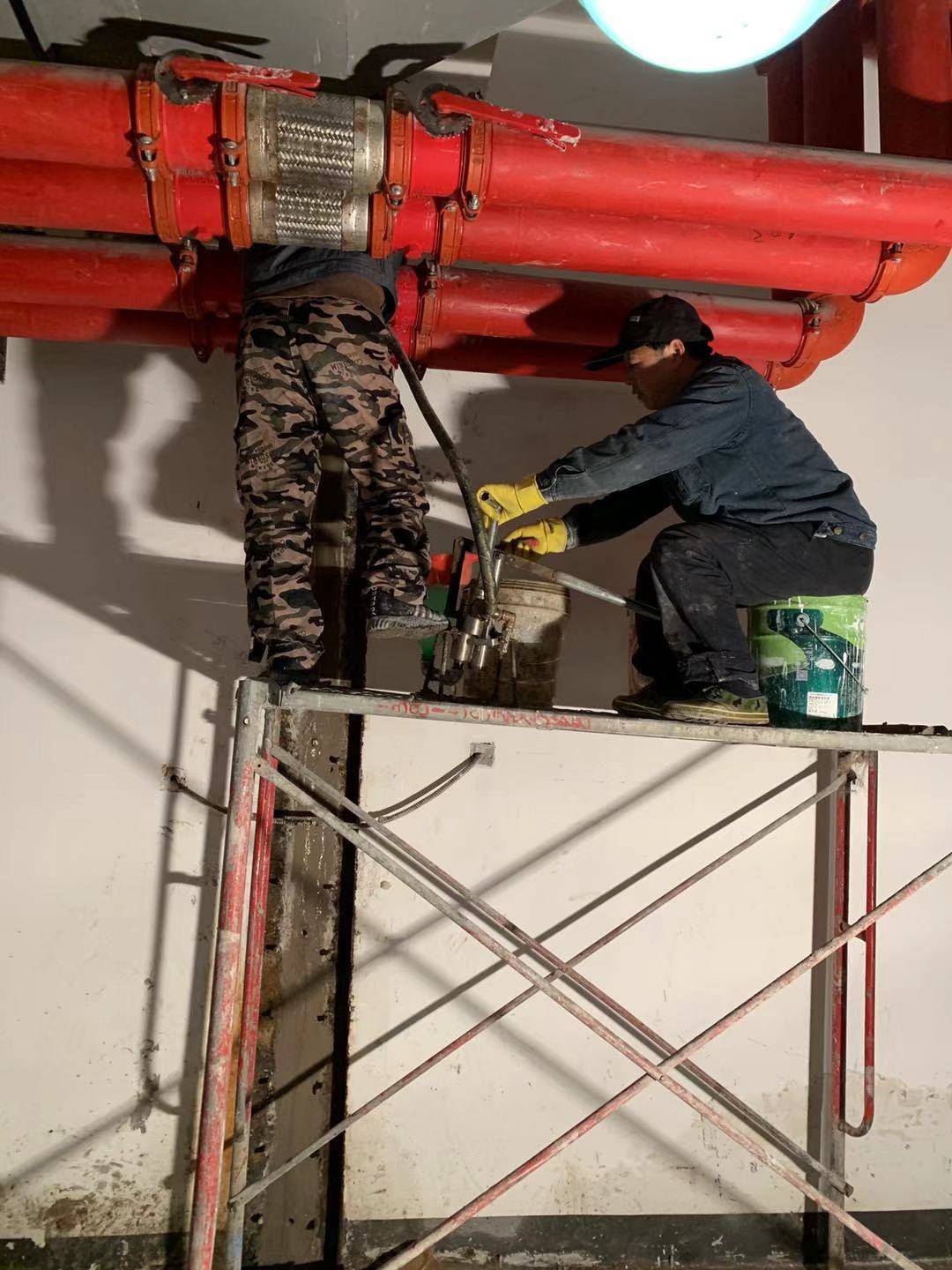 地下室人行通道沉降縫堵漏處理方法與注意事項